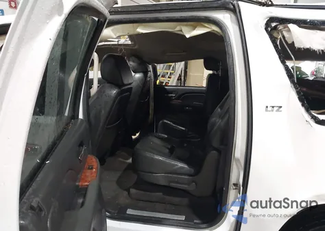 2008 Chevrolet Suburban 1500 Ltz z USA, uszkodzony, nr VIN 1GNFK16308R224346